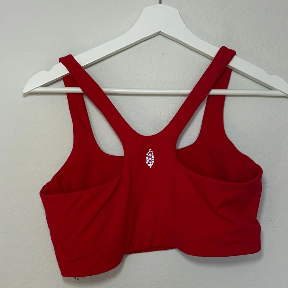 Free People FP Movement Red Women's Never Better Sports Bra Medium - Picture 2 of 6